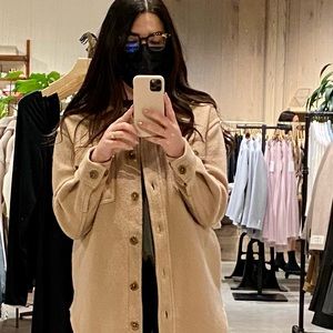 Meet your Posher, Desiree